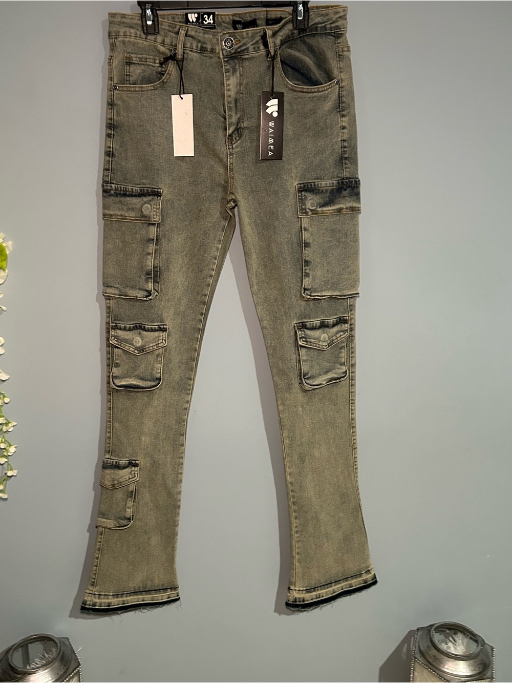 Washed Stacked Skinny Cargo Jeans with Utility Pockets